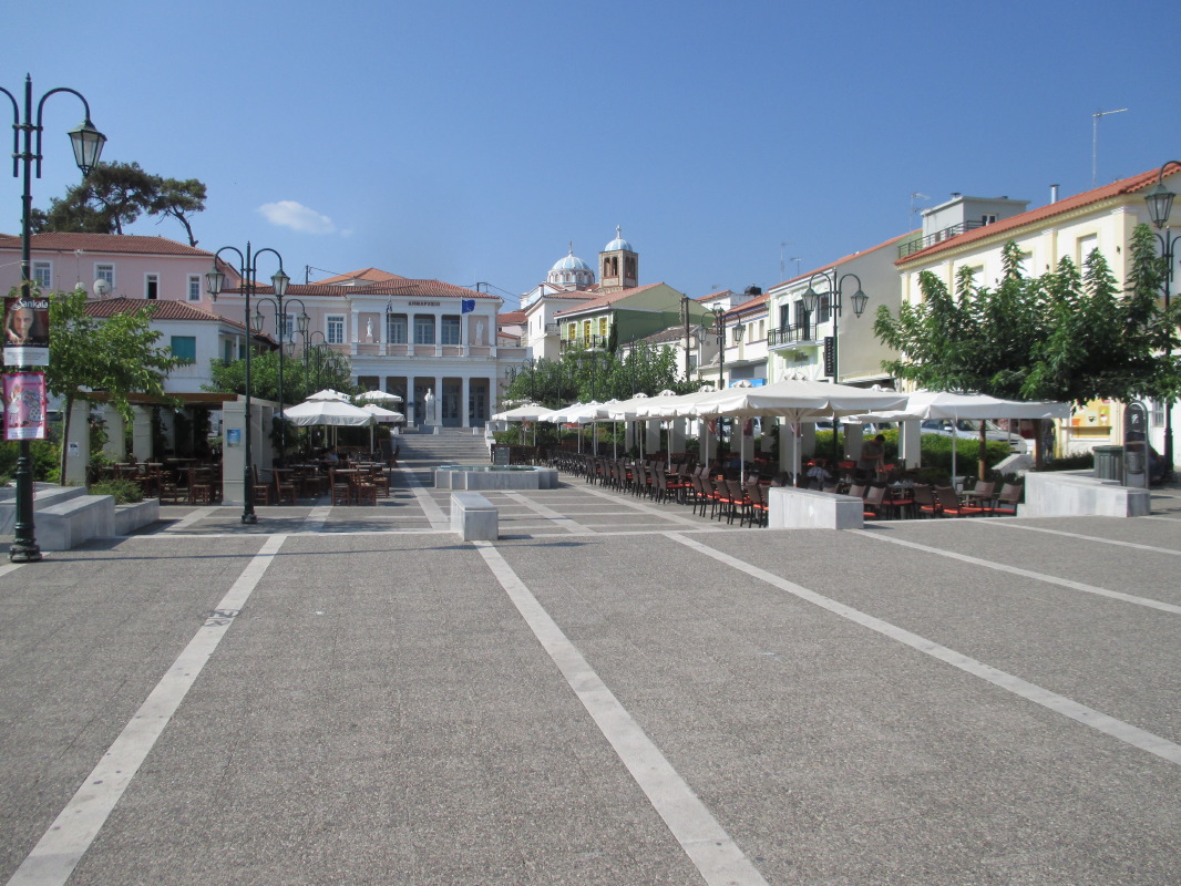 samos-17-07-nikoloudes-001